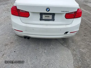 2015 BMW 3 Series 328i с VIN WBA3A5G59FNS87002, выставлен на аукционе IAAI как лот 42366574 с пробегом 173 359 миль миль и . История ставок и продаж доступна на DreamBid. Изображение 6.
