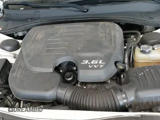 2018 Chrysler 300 S с VIN 2C3CCABG7JH244878, выставлен на аукционе IAAI как лот 43445702 с пробегом 81 269 миль миль и . История ставок и продаж доступна на DreamBid. Изображение 20.