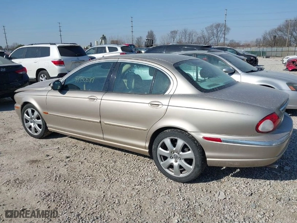 2005 Jaguar X-Type 3.0L with VIN SAJWA51C35WE25430, listed as a IAAI auction lot 41750587 with NaN miles. Bid and sale history available at carsss.com. Image 14.