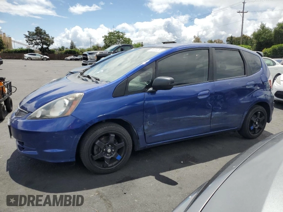 2009 Honda Fit with VIN JHMGE882X9C003678, listed as a Copart auction lot 56688265 with 141,003 mi miles and Salvage title. Bid and sale history available at DreamBid. Image 1.