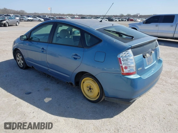2006 Toyota Prius with VIN JTDKB20U567500432, listed as a IAAI auction lot 41854835 with Not Provided miles and . Bid and sale history available at carsss.com. Image 3.
