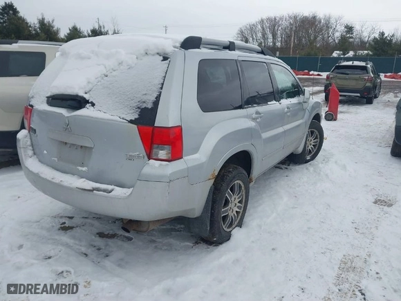 2004 Mitsubishi Endeavor Limited with VIN 4A4MN41S44E072881, listed as a IAAI auction lot 41633960 with 138,644 mi miles. Bid and sale history available at carsss.com. Image 4.