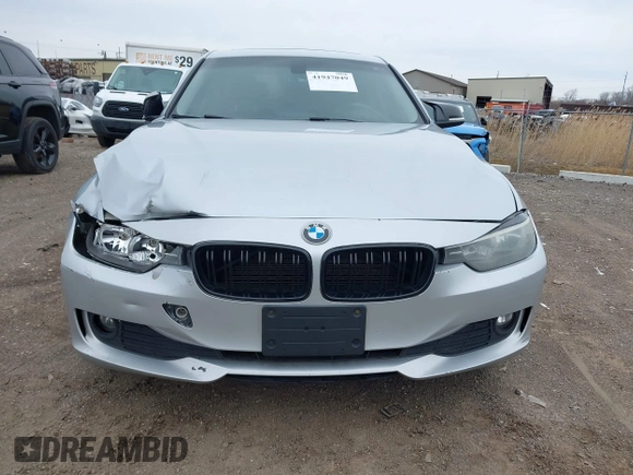 2014 BMW 3 Series 320i xDrive with VIN WBA3C3C58EP661364, listed as a IAAI auction lot 41947049 with 211,982 mi miles and . Bid and sale history available at DreamBid. Image 12.