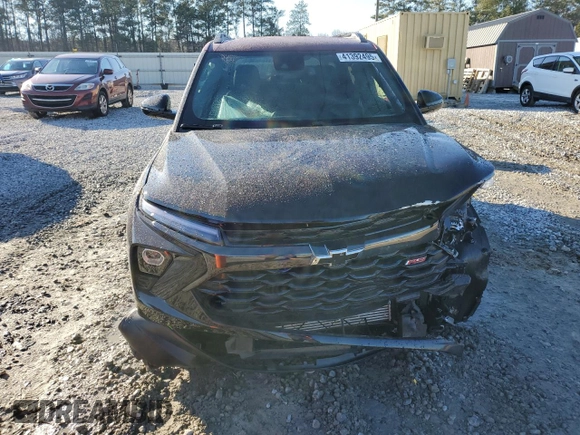 2025 Chevrolet TrailBlazer RS with VIN KL79MTSLXSB062109, listed as a Copart auction lot 41392495 with 3,104 mi miles and Salvage Title. Bid and sale history available at carsss.com. Image 5.