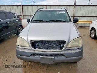 1999 Mercedes-Benz M 320/430/500 z VIN 4JGAB54E6XA140166, wystawiony jako Copart lot #54347855 z przebiegiem 227 765 mil mil oraz Szkoda całkowita • Salvage title. Historia ofert i sprzedaży dostępna na DreamBid. Obrazek 5.