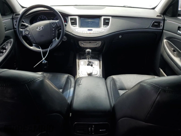 2013 Hyundai Genesis 3.8L with VIN KMHGC4DD2DU220955, listed as a Copart auction lot 55835525 with 194,165 mi miles and Salvage title. Bid and sale history available at DreamBid. Image 8.