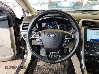 2020 Ford Fusion SE с VIN 3FA6P0LU9LR177063, выставлен на аукционе IAAI как лот 42785490 с пробегом 51 258 миль миль и . История ставок и продаж доступна на DreamBid. Изображение 24.