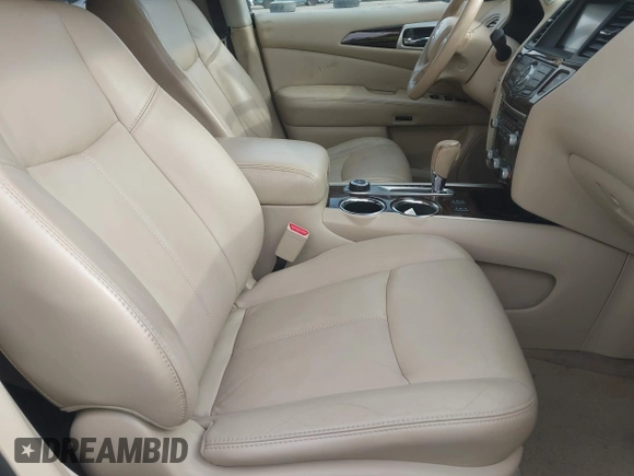 2013 Nissan Pathfinder SV with VIN 5N1AR2MM0DC682123, listed as a IAAI auction lot 41886581 with 193,262 mi miles. Bid and sale history available at carsss.com. Image 5.