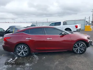 2017 Nissan Maxima Platinum z VIN 1N4AA6AP8HC442203, wystawiony jako IAAI lot #41619495 z przebiegiem 114 476 mil mil oraz . Historia ofert i sprzedaży dostępna na DreamBid. Obrazek 14.