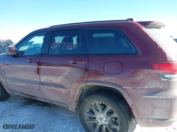2019 Jeep Grand Cherokee Laredo E with VIN 1C4RJFAG1KC802450, listed as a IAAI auction lot 41617468 with 95,318 mi miles. Bid and sale history available at carsss.com. Image 14.