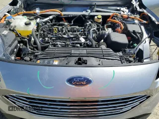 2022 Ford Escape Titanium Plug-In Hybrid with VIN 1FMCU0LZ5NUB74296, listed as a Copart auction lot 61629035 with Not provided miles and Salvage title. Bid and sale history available at DreamBid. Image 11.