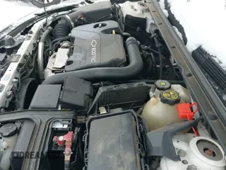 2016 Chevrolet Malibu LT z VIN 1G1ZE5ST0GF322490, wystawiony jako IAAI lot #41209750 z przebiegiem 92 219 mil mil oraz . Historia ofert i sprzedaży dostępna na DreamBid. Obrazek 19.