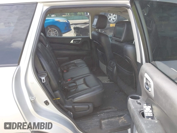 2015 Nissan Pathfinder S with VIN 5N1AR2MM6FC720408, listed as a IAAI auction lot 42752896 with 203,795 mi miles and . Bid and sale history available at DreamBid. Image 8.
