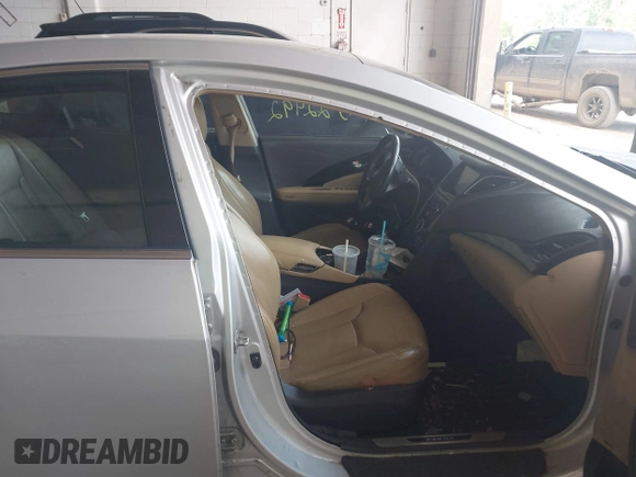 2016 Hyundai Azera Limited with VIN KMHFH4JGXGA508661, listed as a IAAI auction lot 42522492 with 188,700 mi miles and . Bid and sale history available at DreamBid. Image 5.