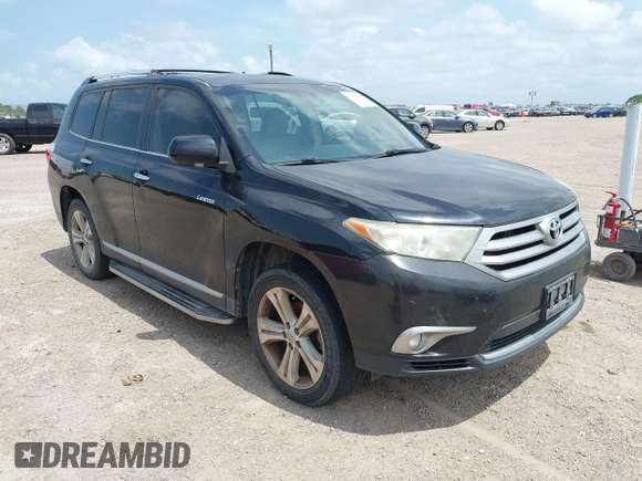 2013 Toyota Highlander Limited z VIN 5TDDK3EH1DS180782, wystawiony jako IAAI lot #42420237 z przebiegiem 193 773 mil mil oraz . Historia ofert i sprzedaży dostępna na DreamBid. Obrazek 1.