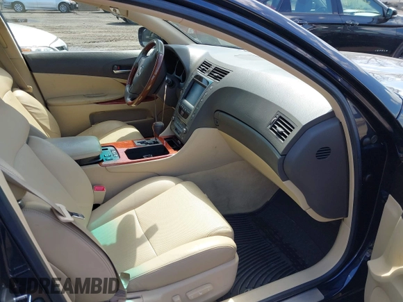 2008 Lexus GS 350 with VIN JTHCE96S280020529, listed as a IAAI auction lot 41978957 with 153,497 mi miles. Bid and sale history available at carsss.com. Image 5.