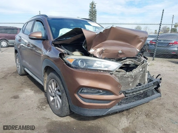 2017 Hyundai Tucson SE Plus with VIN KM8J33A45HU443937, listed as a IAAI auction lot 41652543 with 127,332 mi miles. Bid and sale history available at carsss.com. Image 1.