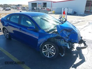 2024 Kia Forte LXS z VIN 3KPF24AD3RE837939, wystawiony jako IAAI lot #41407498 z przebiegiem Nie podano mil oraz . Historia ofert i sprzedaży dostępna na DreamBid. Obrazek 1.
