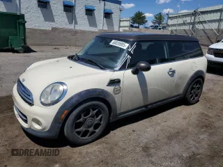 2013 MINI Clubman z VIN WMWZF3C58DT490526, wystawiony jako Copart lot #60020985 z przebiegiem Nie podano mil oraz Czysty tytuł • Clean title. Historia ofert i sprzedaży dostępna na DreamBid. Obrazek 1.