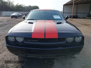 2013 Dodge Challenger SXT z VIN 2C3CDYAG0DH511323, wystawiony jako IAAI lot #41369796 z przebiegiem Nie podano mil oraz . Historia ofert i sprzedaży dostępna na DreamBid. Obrazek 12.