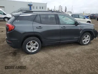2018 GMC Terrain SLE z VIN 3GKALTEV5JL303379, wystawiony jako Copart lot #56303395 z przebiegiem Nie podano mil oraz Szkody całkowita. Historia ofert i sprzedaży dostępna na DreamBid. Obrazek 3.