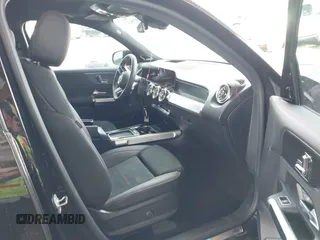 2024 Mercedes-Benz EQB 250+ z VIN W1N9M0CB0RN096438, wystawiony jako IAAI lot #41679845 z przebiegiem 1219 mil mil oraz . Historia ofert i sprzedaży dostępna na DreamBid. Obrazek 5.