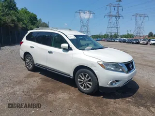 2014 Nissan Pathfinder S with VIN 5N1AR2MMXEC695267, listed as a IAAI auction lot 42566792 with 141,306 mi miles and . Bid and sale history available at DreamBid. Image 1.