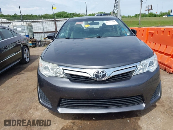 2012 Toyota Camry L z VIN 4T1BF1FK7CU170144, wystawiony jako IAAI lot #42184180 z przebiegiem 73 931 mil mil oraz . Historia ofert i sprzedaży dostępna na DreamBid. Obrazek 12.