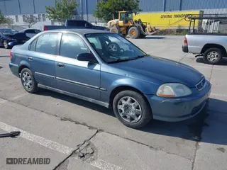 1998 Honda Civic LX with VIN JHMEJ6672WS008994, listed as a IAAI auction lot 41849072 with 179,699 mi miles. Bid and sale history available at carsss.com. Image 1.