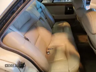 1993 Cadillac Seville Touring STS z VIN 1G6KY5295PU817593, wystawiony jako Copart lot #47807075 z przebiegiem Nie podano mil oraz Czysty tytuł • Clean title. Historia ofert i sprzedaży dostępna na DreamBid. Obrazek 10.