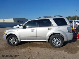 2008 Mercury Mariner Premier with VIN 4M2CU87178KJ19754, listed as a IAAI auction lot 41595974 with 239,180 mi miles. Bid and sale history available at carsss.com. Image 14.