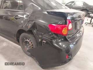 2010 Toyota Corolla с VIN JTDBU4EE9A9118389, выставлен на аукционе IAAI как лот 42488398 с пробегом Не указан миль и . История ставок и продаж доступна на DreamBid. Изображение 11.