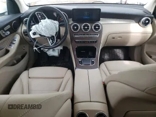 2022 Mercedes-Benz GLC 300 with VIN W1N0G8EB8NV352072, listed as a Copart auction lot 46617695 with 32,124 mi miles and Salvage Title. Bid and sale history available at DreamBid. Image 8.