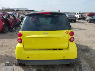 2008 Smart fortwo Pure with VIN WMEEJ31X38K201375, listed as a IAAI auction lot 41815885 with 122,100 mi miles and . Bid and sale history available at DreamBid. Image 16.