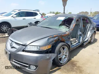 2008 Acura TL with VIN 19UUA662X8A005031, listed as a IAAI auction lot 42097705 with 1 mi miles. Bid and sale history available at carsss.com. Image 2.
