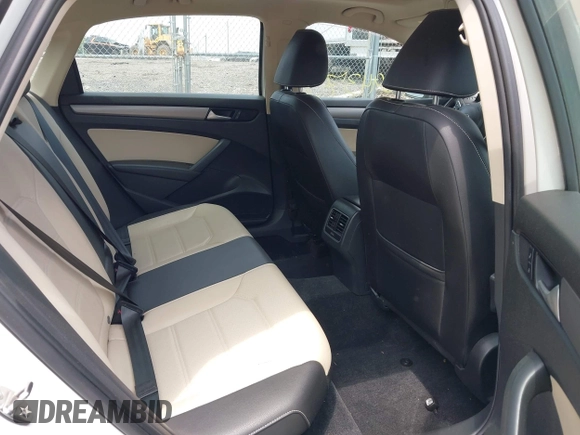 2015 Volkswagen Passat SE с VIN 1VWBV7A34FC076935, выставлен на аукционе IAAI как лот 42394375 с пробегом 172 408 миль миль и . История ставок и продаж доступна на DreamBid. Изображение 8.