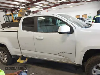 2020 Chevrolet Colorado 4WD LT with VIN 1GCHTCEA3L1189075, listed as a IAAI auction lot 42710899 with 71,439 mi miles and . Bid and sale history available at DreamBid. Image 13.