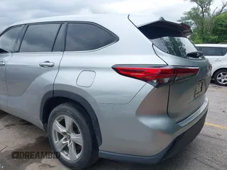 2020 Toyota Highlander LE with VIN 5TDZZRAH6LS027761, listed as a IAAI auction lot 42034714 with 90,546 mi miles and . Bid and sale history available at DreamBid. Image 18.
