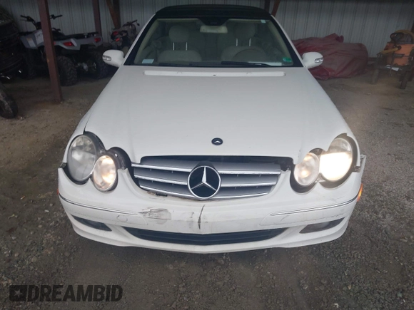 2007 Mercedes-Benz CLK 350 with VIN WDBTK56F07T082559, listed as a IAAI auction lot 42012047 with 76,513 mi miles and . Bid and sale history available at carsss.com. Image 12.