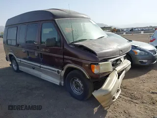 2001 Ford Econoline Cargo Recreational with VIN 1FDRE14L81HA12477, listed as a IAAI auction lot 41695766 with 254,479 mi miles. Bid and sale history available at carsss.com. Image 1.