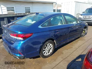 2019 Hyundai Sonata SE with VIN 5NPE24AF1KH738891, listed as a IAAI auction lot 41416528 with 71,250 mi miles and . Bid and sale history available at carsss.com. Image 4.