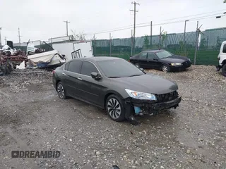 2014 Honda Accord Touring z VIN 1HGCR6F73EA002113, wystawiony jako IAAI lot #42242681 z przebiegiem 213 088 mil mil oraz . Historia ofert i sprzedaży dostępna na DreamBid. Obrazek 1.