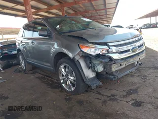 2013 Ford Edge Limited с VIN 2FMDK3KC5DBE26383, выставлен на аукционе IAAI как лот 42530737 с пробегом 184 957 миль миль и . История ставок и продаж доступна на DreamBid. Изображение 1.
