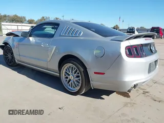 2013 Ford Mustang GT with VIN 1ZVBP8CF5D5232781, listed as a IAAI auction lot 40917812 with 130,447 mi miles. Bid and sale history available at carsss.com. Image 3.