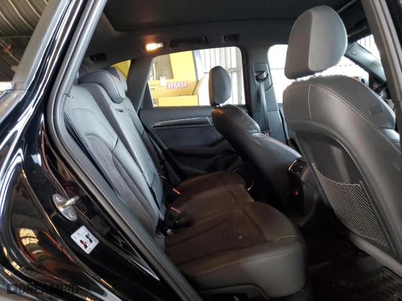 2016 Audi SQ5 Premium Plus with VIN WA1CCAFP0GA106946, listed as a Copart auction lot 45017045 with 61,919 mi miles and Salvage Title. Bid and sale history available at carsss.com. Image 11.