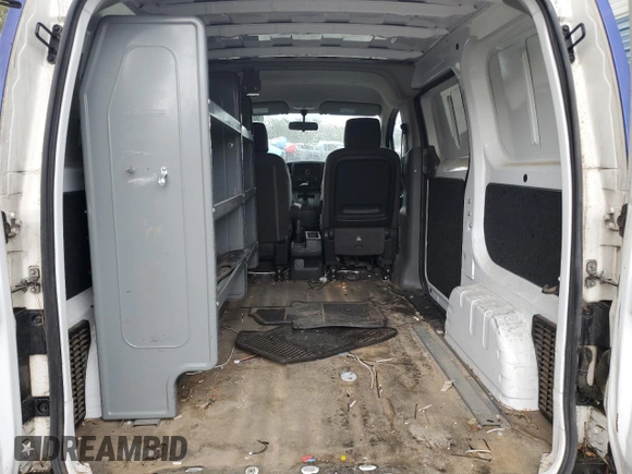 2013 Nissan NV200 SV с VIN 3N6CM0KN7DK694174, выставлен на аукционе Copart как лот 50357565 с пробегом 131 356 миль миль и Чистый • Clean title. История ставок и продаж доступна на DreamBid. Изображение 10.