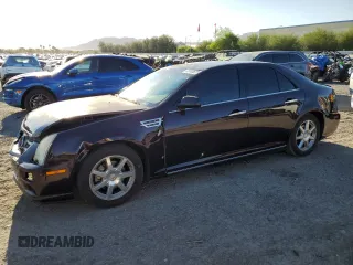 2008 Cadillac STS RWD z VIN 1G6DW67V380183199, wystawiony jako Copart lot #53703525 z przebiegiem 155 845 mil mil oraz Szkody całkowita. Historia ofert i sprzedaży dostępna na DreamBid. Obrazek 1.