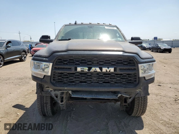2019 Ram 2500 Tradesman with VIN 3C6UR5HJ7KG553283, listed as a Copart auction lot 53468205 with 81,913 mi miles and Salvage title. Bid and sale history available at DreamBid. Image 5.