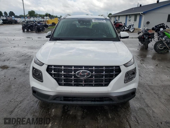 2022 Hyundai Venue SEL with VIN KMHRC8A33NU183976, listed as a Copart auction lot 60306645 with 17,066 mi miles and Salvage title. Bid and sale history available at DreamBid. Image 5.