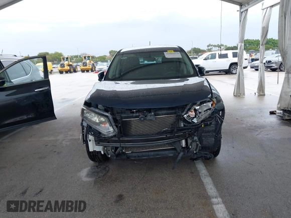 2016 Nissan Rogue SV with VIN JN8AT2MT1GW023651, listed as a IAAI auction lot 41980524 with 92,186 mi miles and . Bid and sale history available at carsss.com. Image 6.